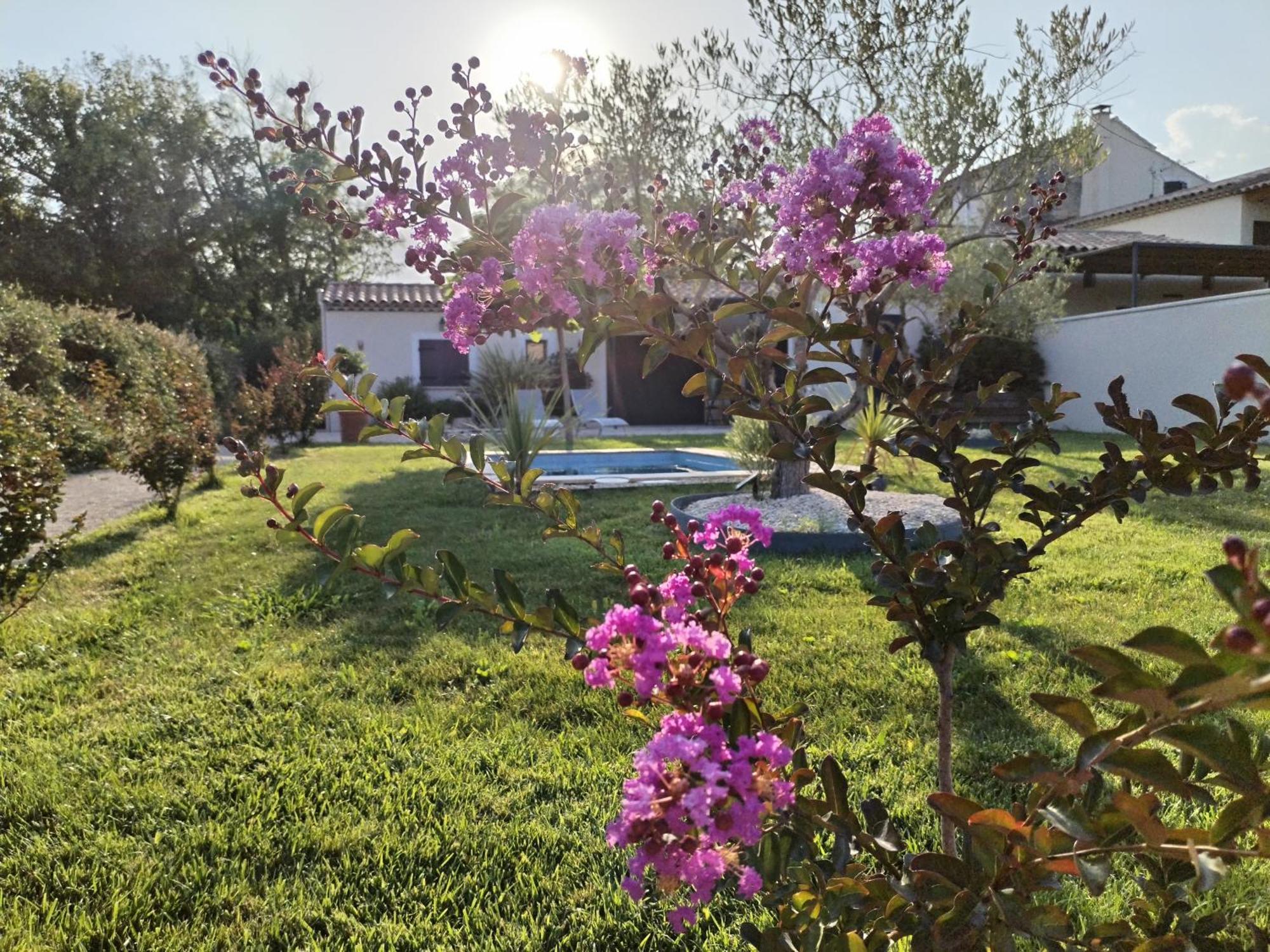 Holiday home Maison En Campagne Avignon